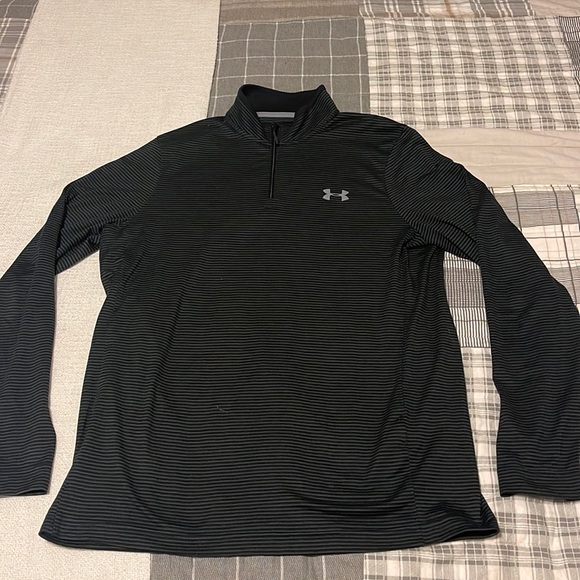 Under Armour Other - Men’s Medium Under Armour Quarter Zip - Black & Gray Stripes